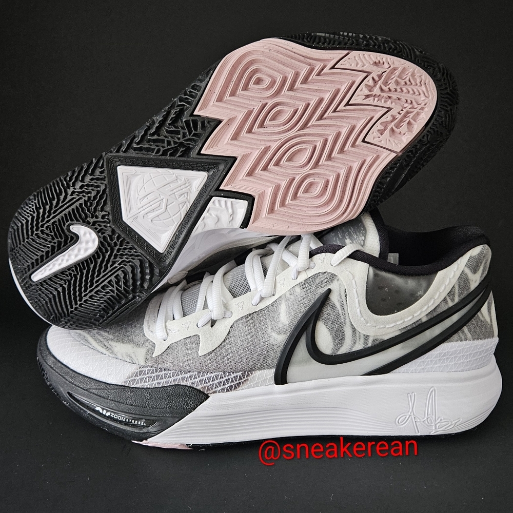 Nike Kyrie 8 BNWOT
